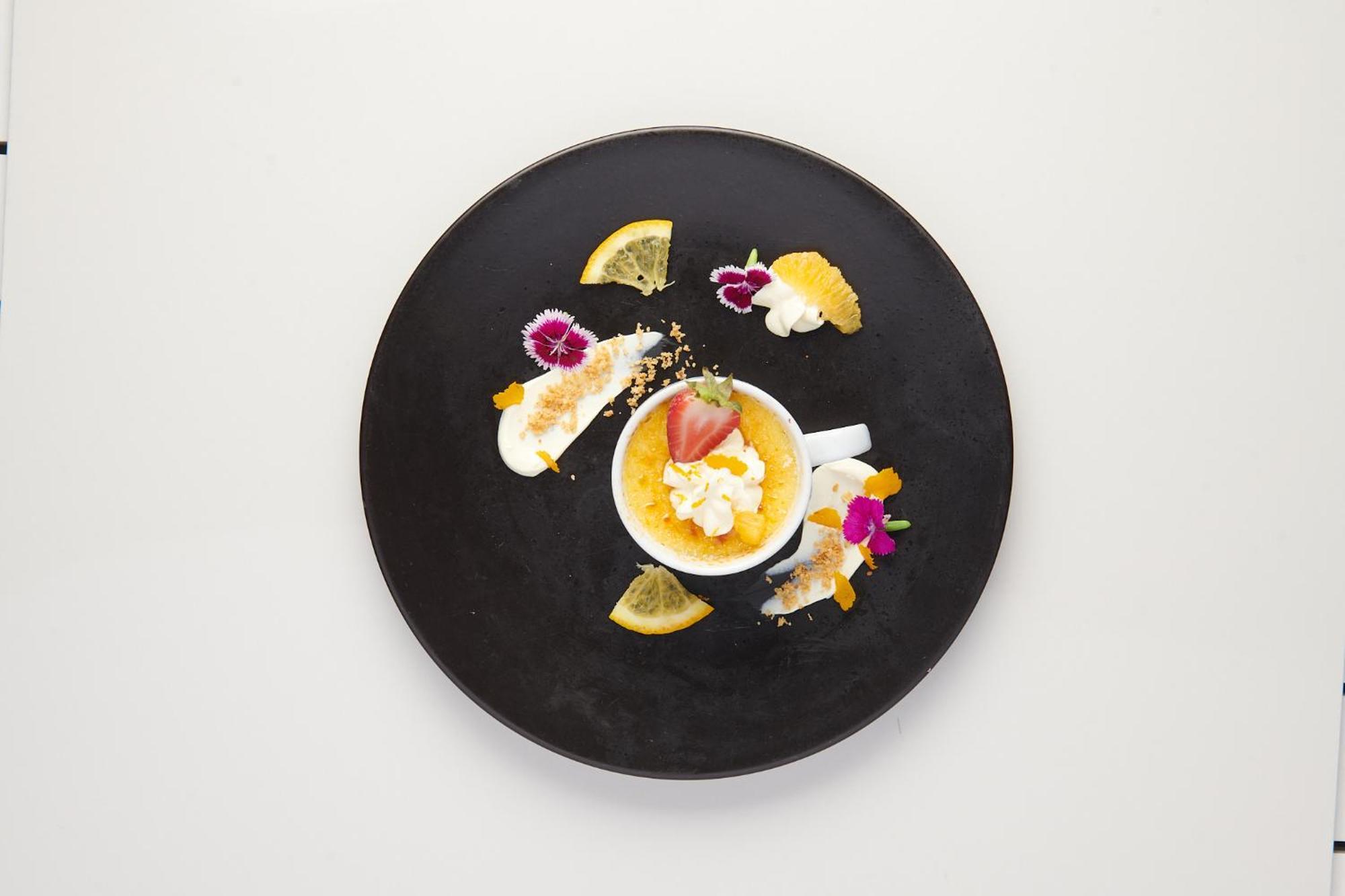Seven Villa Hotel&Spa Johannesburg Buitenkant foto A plate of food